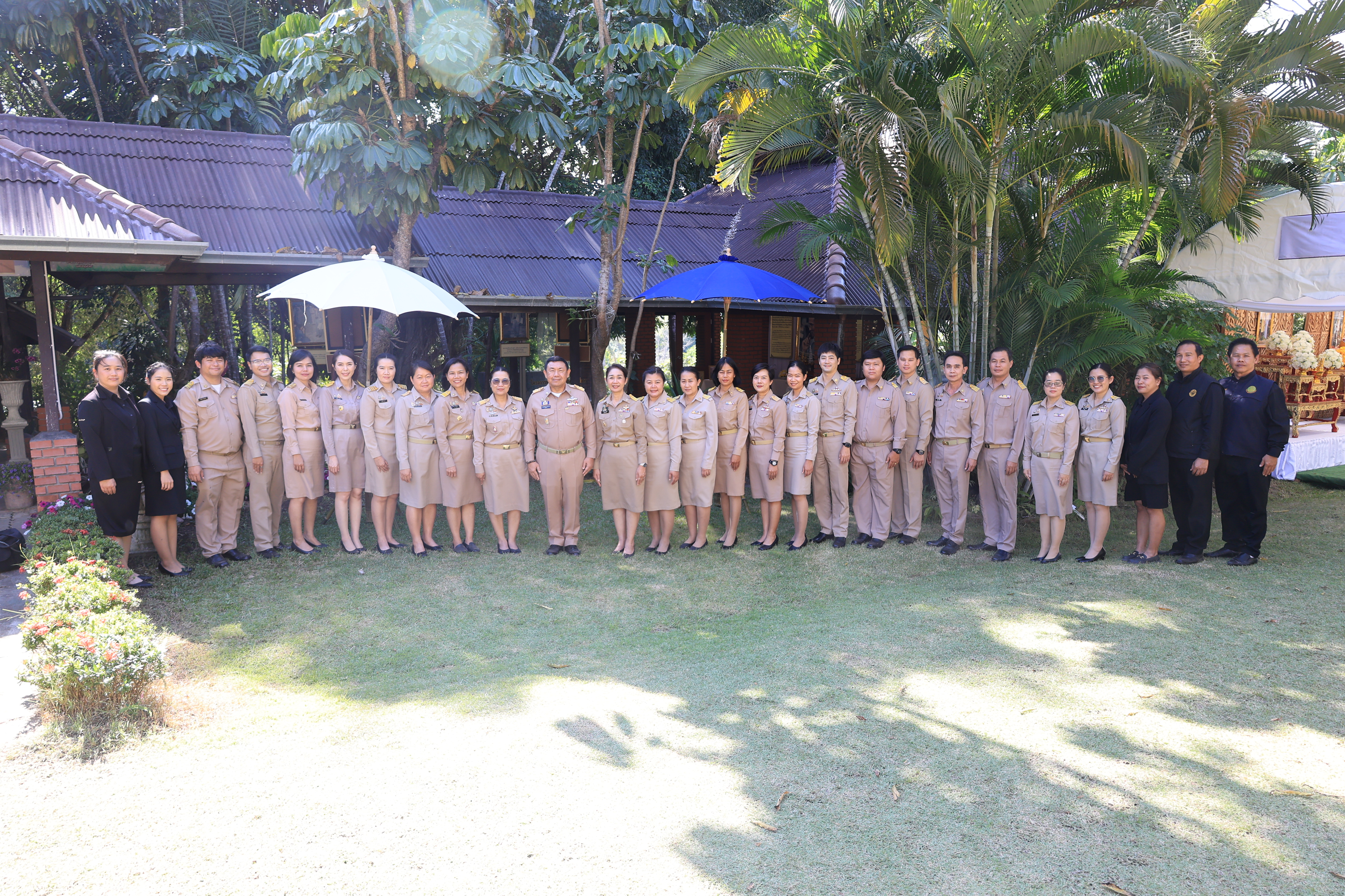 title - องคมนตรี ลงพื้นที่ติดตามและขับเคลื่อนโครงการพัฒนาพื้นที่ลุ่มน้ำแม่อาวอันเนื่องจากพระราชดำริ ตำบลนครเจดีย์ อำเภอป่าซาง จังหวัดลำพูน